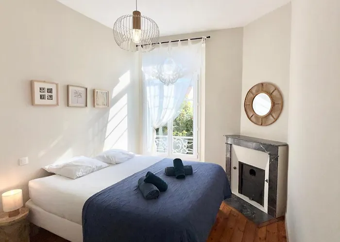 Henri Jeanne 1910 A Deux Pas De L'ocean Apartment